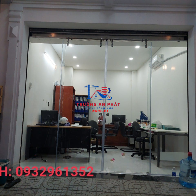 Thi công,lắp đặt cửa kính cường lực tại TP HCM