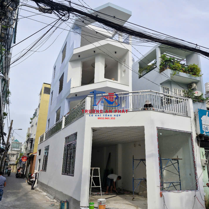 Lan can inox tầng thượng